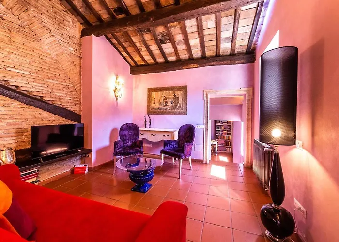 Maison Specchi Apartment